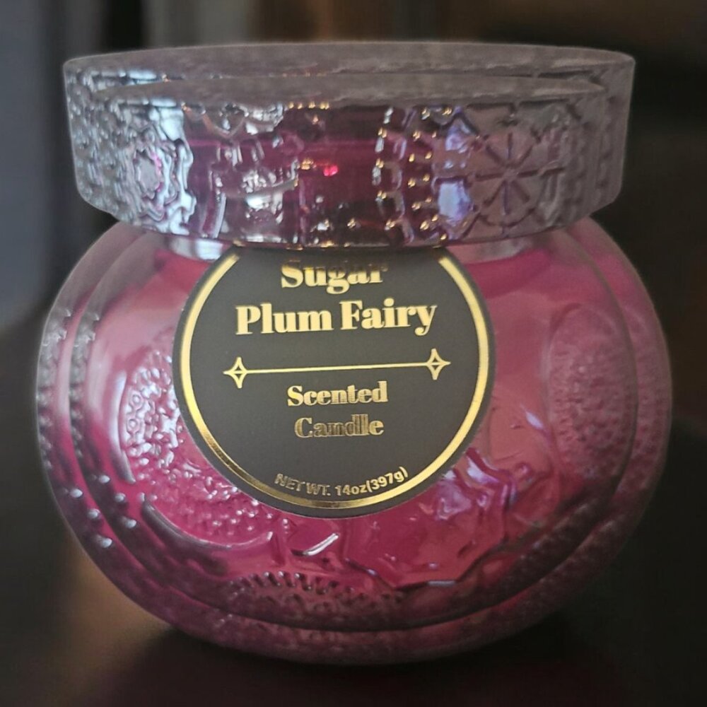 Sugar Plum Fairy Scented Candle - Picture 7 of 8